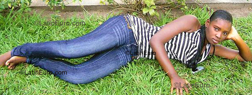 Date this stunning Any Country girl Fransiska from  A9500