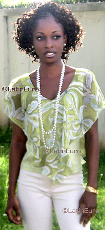 Date this foxy Ivory Coast girl Nadeen from Abidjan A9606