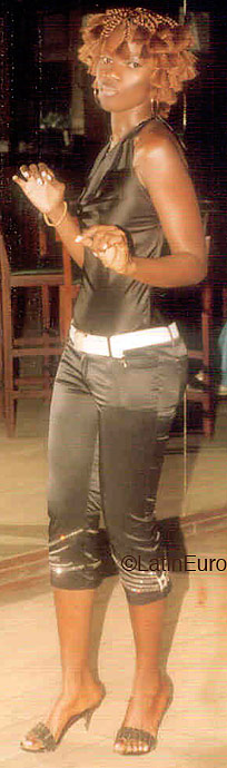Date this stunning Any Country girl Eve from  A9668