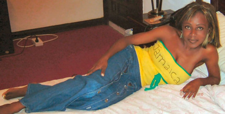 Date this foxy Ghana girl Isabelle from  A9773