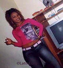 Date this tall Any Country girl Paulin from  A9850