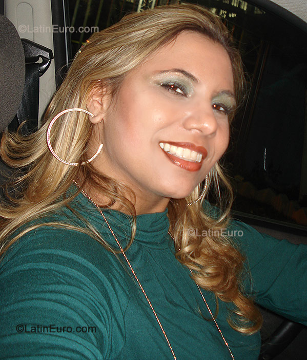 Date this young Brazil girl Cristiana from Mogi Guacu B-236