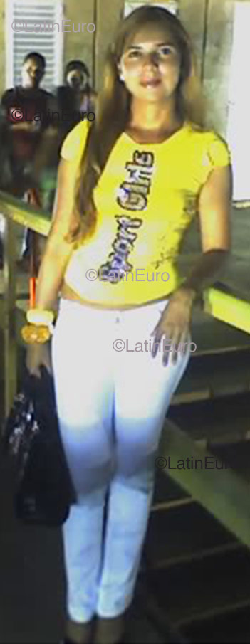 Date this charming Brazil girl Ivonete from Macapa B1053