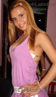Date this cute Brazil girl Stephanie from Belem B1103