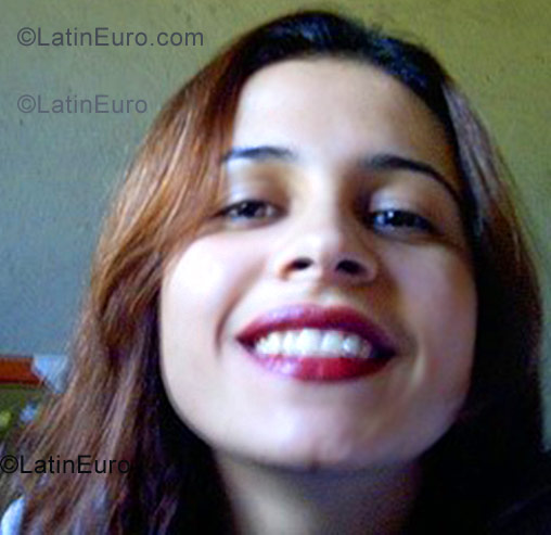 Date this delightful Brazil girl Franciane- from Barra Mansa B1181