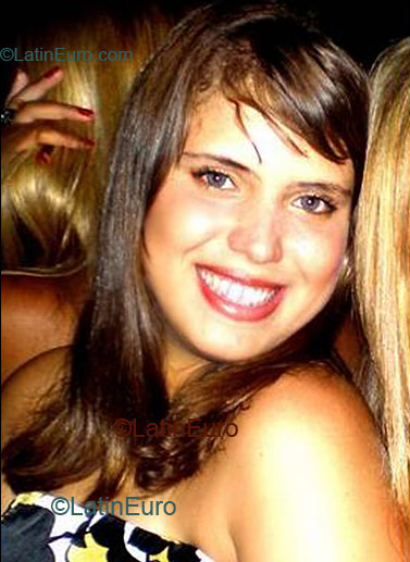 Date this pretty Brazil girl Cecilia from Rio De Janeiro B1401