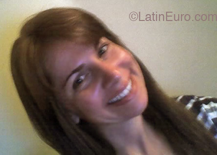 Date this good-looking Brazil girl Ludmila- from Barueri B1583