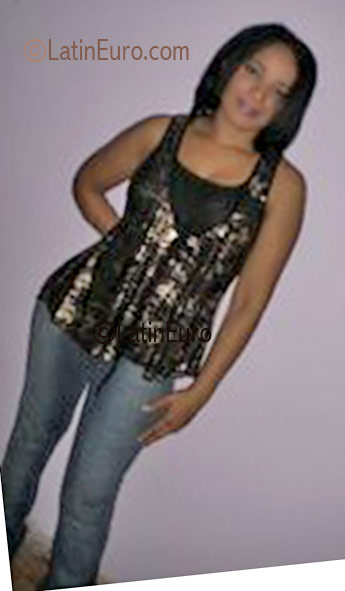 Date this georgeous Brazil girl Marlucia from  B1644