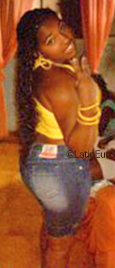 Date this cute Brazil girl Marcelle from Rio de Janeiro B1656