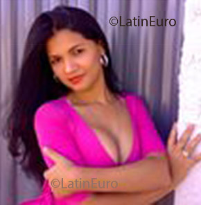 Date this lovely Brazil girl Alynne from Goiania B1792
