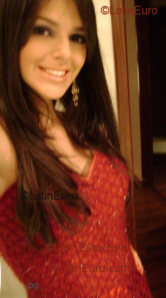 Date this athletic Brazil girl Ana- from Sao Paulo B1836