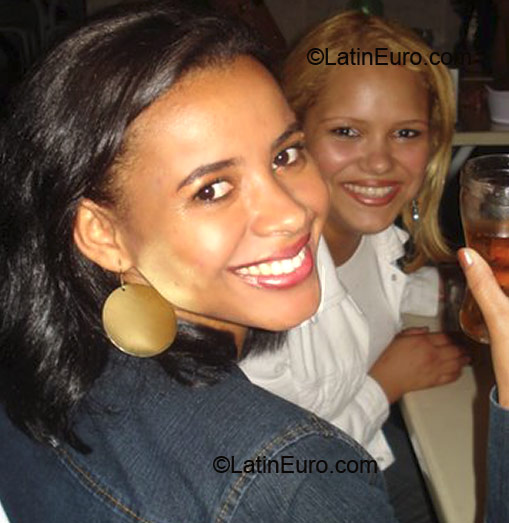 Date this delightful Brazil girl Rebeca from Jequie B1852