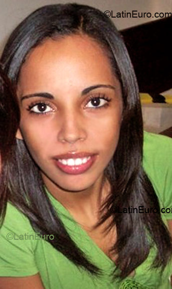 Date this foxy Brazil girl Ana from Sao Goncalo B1957