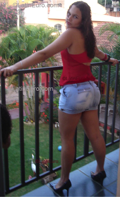 Date this young Brazil girl Amanda from Governado Valadares B2016