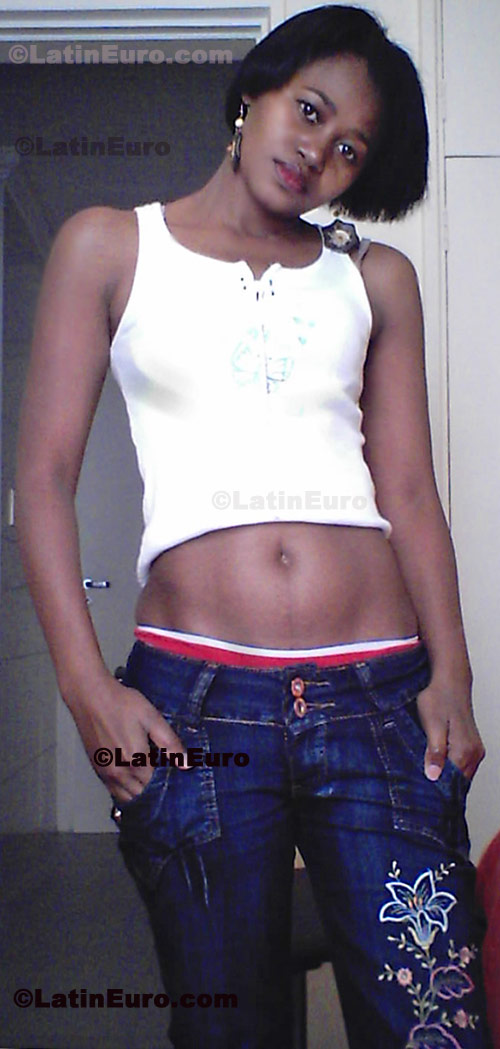 Date this beautiful Brazil girl Irani from Embu B205