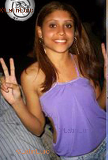 Date this cute Brazil girl Nayane from  B2358