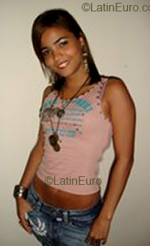 Date this georgeous Brazil girl Tatiane- from  B2366