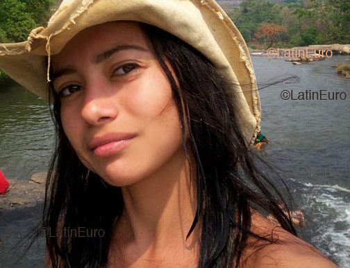 Date this fun Brazil girl Geizimar from  B2393