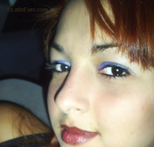 Date this funny Brazil girl Maira from Rio Branco B2483