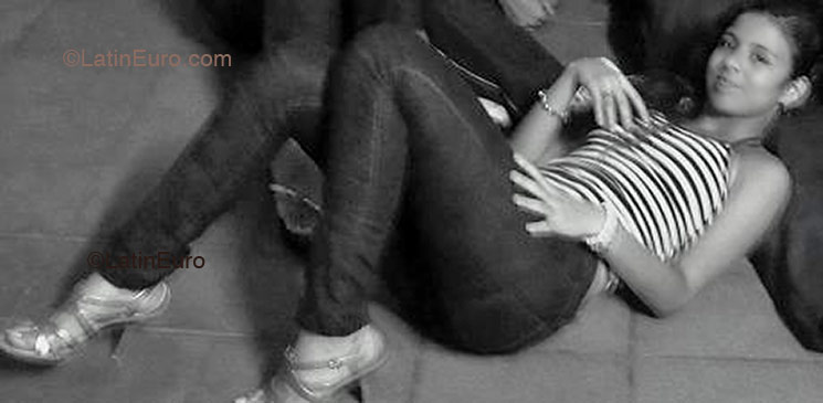 Date this beautiful Brazil girl Sara from  B2491