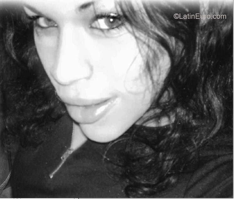 Date this lovely Brazil girl Marcela from VILA VELHA B2561