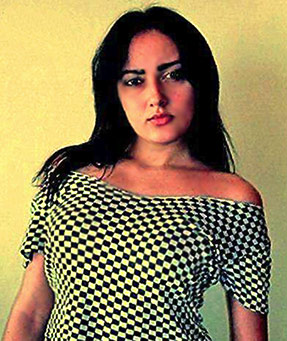 Date this gorgeous Brazil girl Madelyne from JOAO PESSOA B2597