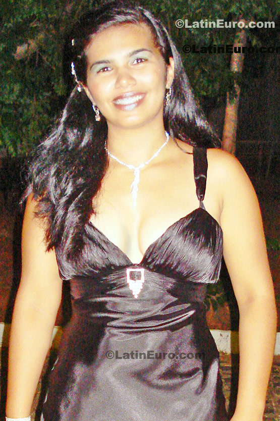 Date this delightful Brazil girl Fabiana from Cajazeiras B267