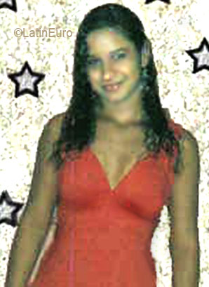 Date this voluptuous Brazil girl Vania from RIO DE JANEIRO B2728