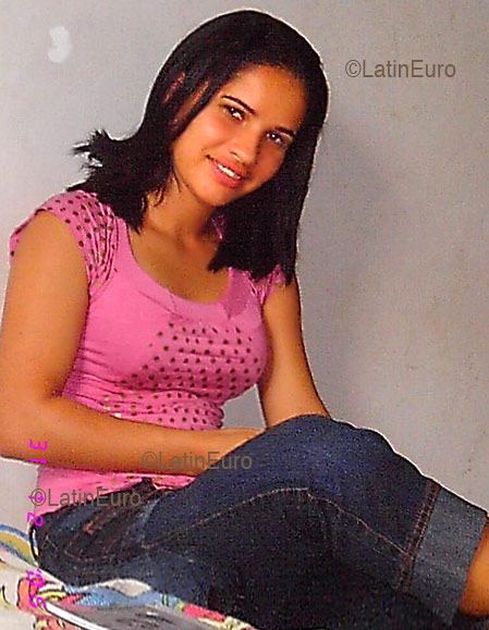 Date this passionate Brazil girl Joelma from MARABA B2735
