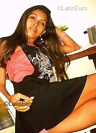 Date this cute Brazil girl Adriana from Belem B1537
