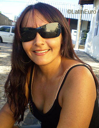 Date this sultry Brazil girl Fatima from CAXIAS B2876