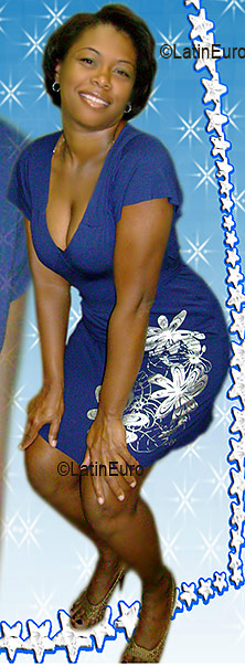 Date this charming Brazil girl Reijane from FEIRA DE SANTANA B2969