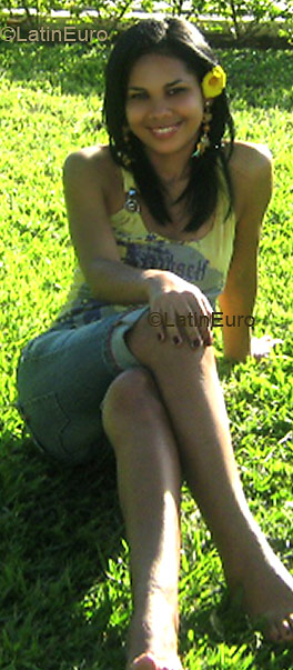 Date this charming Brazil girl Keite from FEIRA DE SANTANA B3131