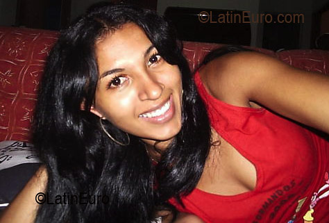 Date this tall Brazil girl Livia from TERESINA B3218