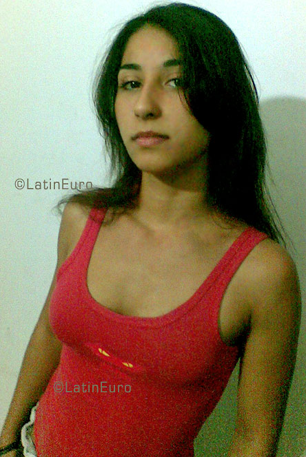 Date this georgeous Brazil girl Priscilla from SAO PAULO B3372