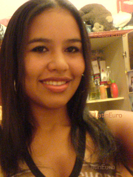 Date this stunning Brazil girl Saile from PORTO VELHO B3529