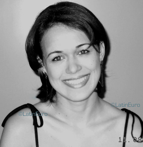 Date this delightful Brazil girl Andreia from COLATINA B3626