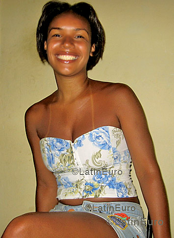 Date this exotic Brazil girl Nane from RIO DE JANEIRO B3837