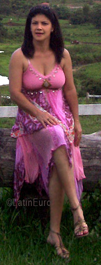 Date this funny Brazil girl Maria from ITABIRITO B3953
