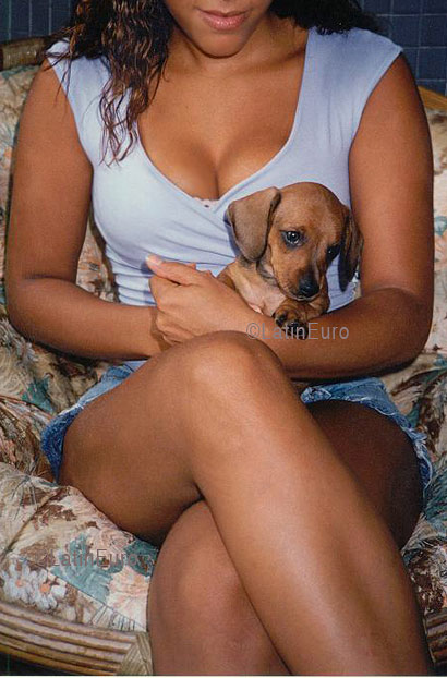 Date this good-looking Brazil girl Katia from RIO DE JANEIRO B3983