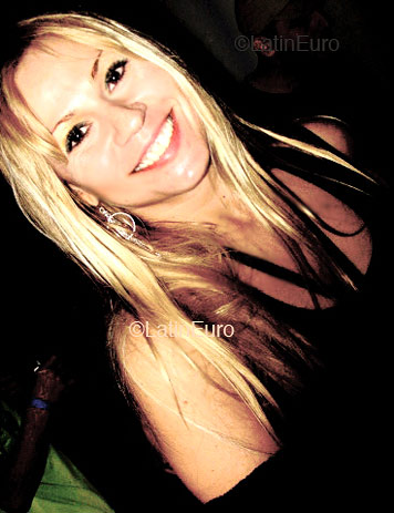 Date this stunning Brazil girl Bianca from SAO PAULO B4011