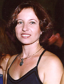 Date this attractive Brazil girl Cristiane from ARACRUZ B4012