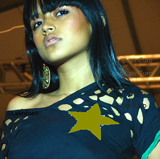Date this lovely Brazil girl Samantha from BELEM B4050