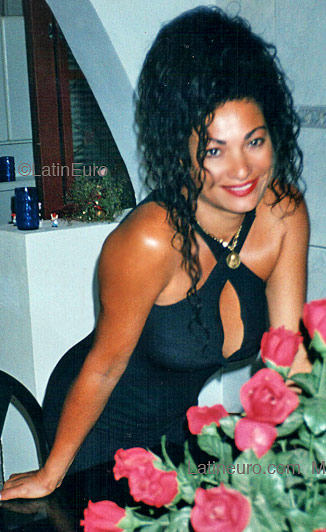 Date this fun Brazil girl Valdenice from PRESIDENTE PRUDENTE B4154