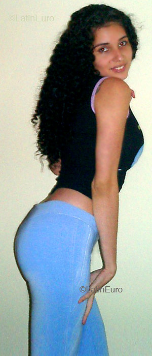 Date this young Brazil girl Edmara from SANTA MARIA DE JETIBA B4221