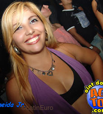 Date this hard body Brazil girl Vanessa from  B4229