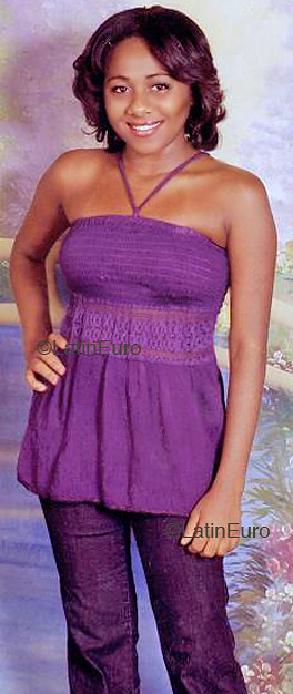 Date this foxy Brazil girl Miriam from CAROLINA B4339