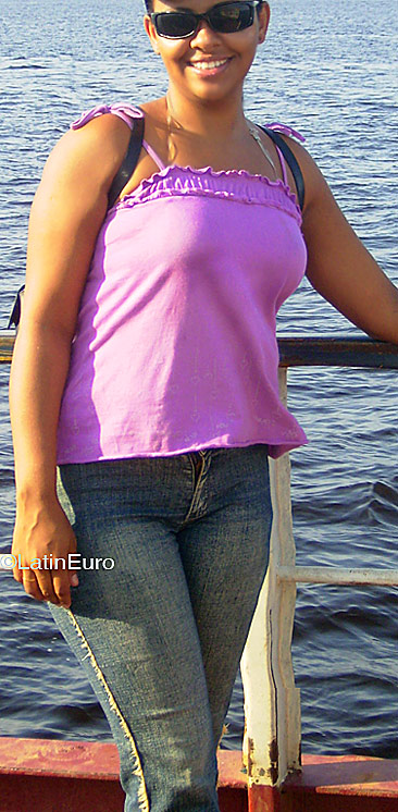 Date this beautiful Brazil girl Adelina from MANAUS B4421