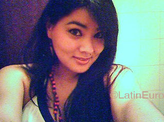 Date this good-looking Brazil girl Nadia from BARRA BONITA B4434