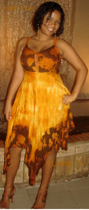 Date this exotic Brazil girl Lidjia- from NATAL B4524